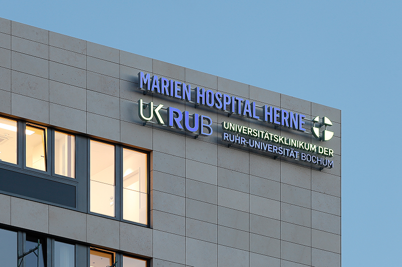 Marien Hospital in Herne - Renaissance einer 60er-Jahre Klinik