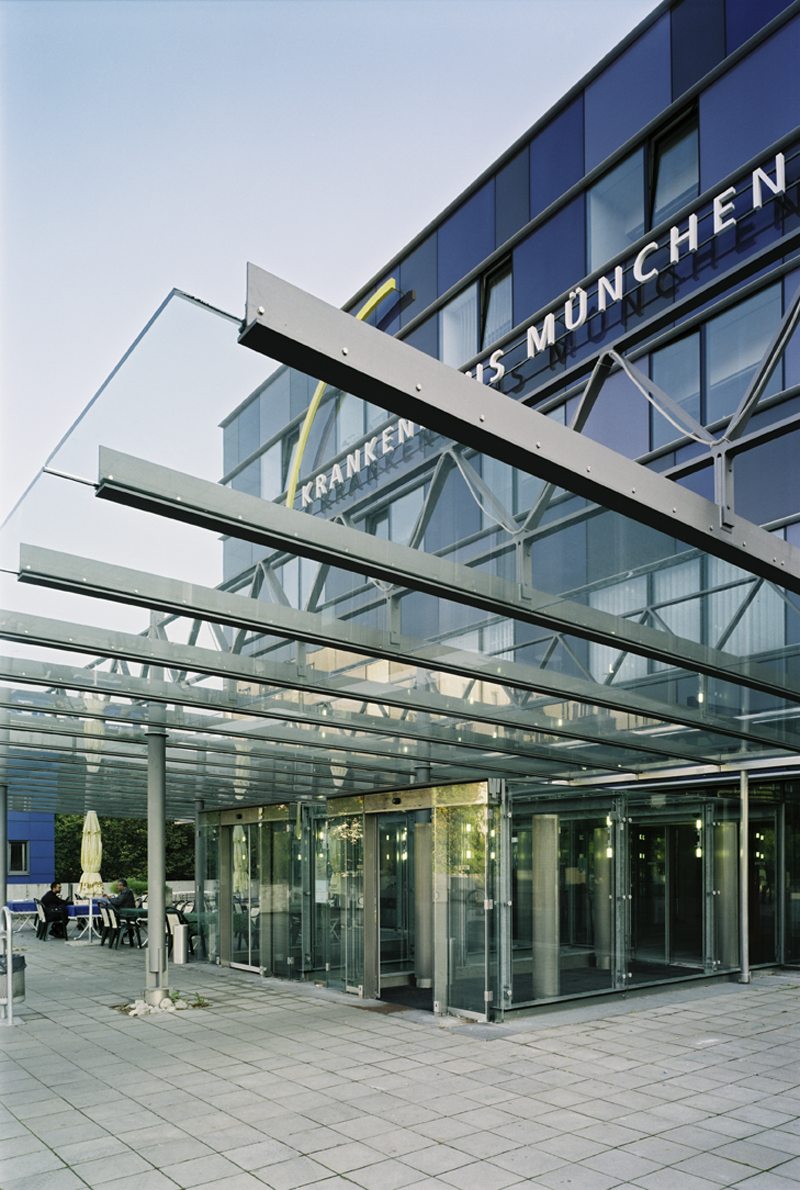 Städtisches Krankenhaus München-Neuperlach, Umbau und Erweiterung