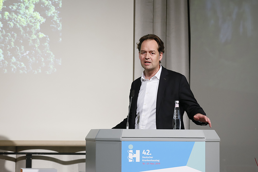 bild-10-anrkennung-ukbonn.jpg